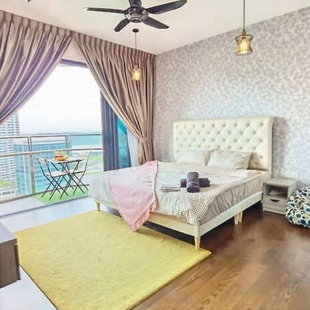 1519 Almas Suites Seaview Sunrise Netflix By Stay Нусаяя Екстер'єр фото