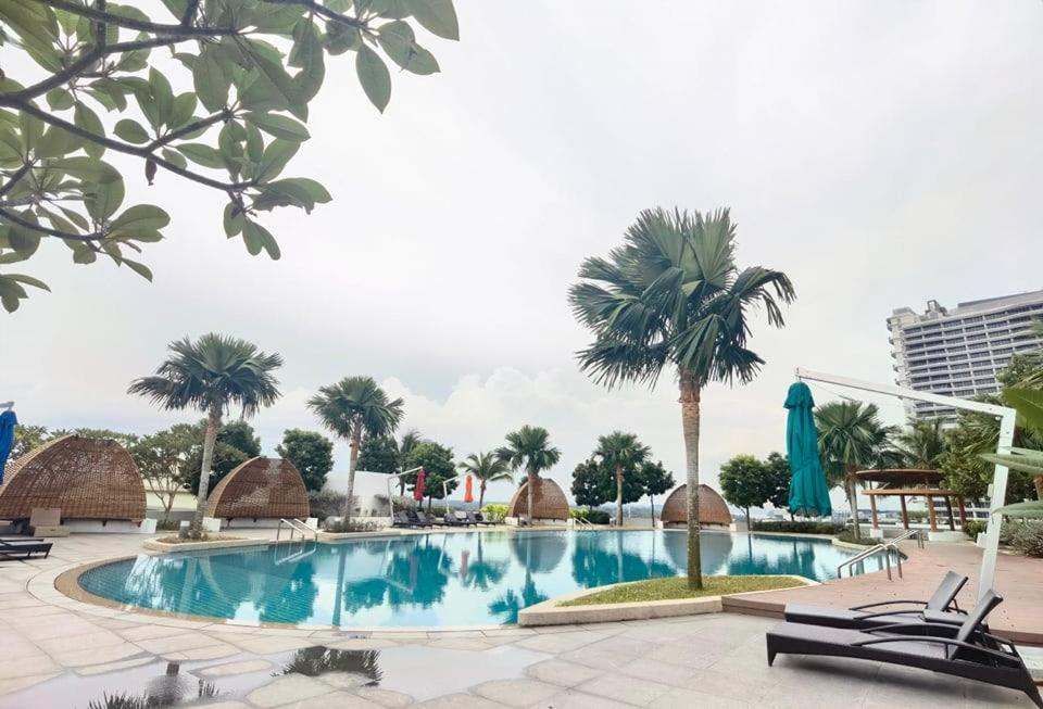 1519 Almas Suites Seaview Sunrise Netflix By Stay Нусаяя Екстер'єр фото
